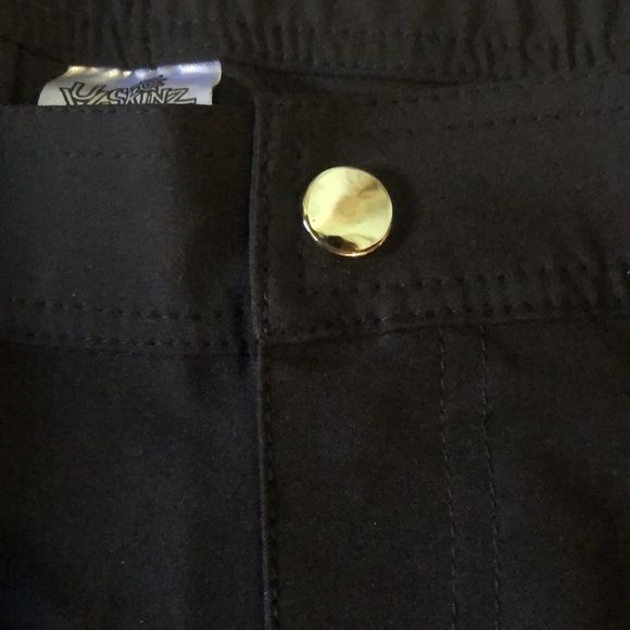 Mens 4 xl black shorts from UV Skinz - Picture 3 of 12